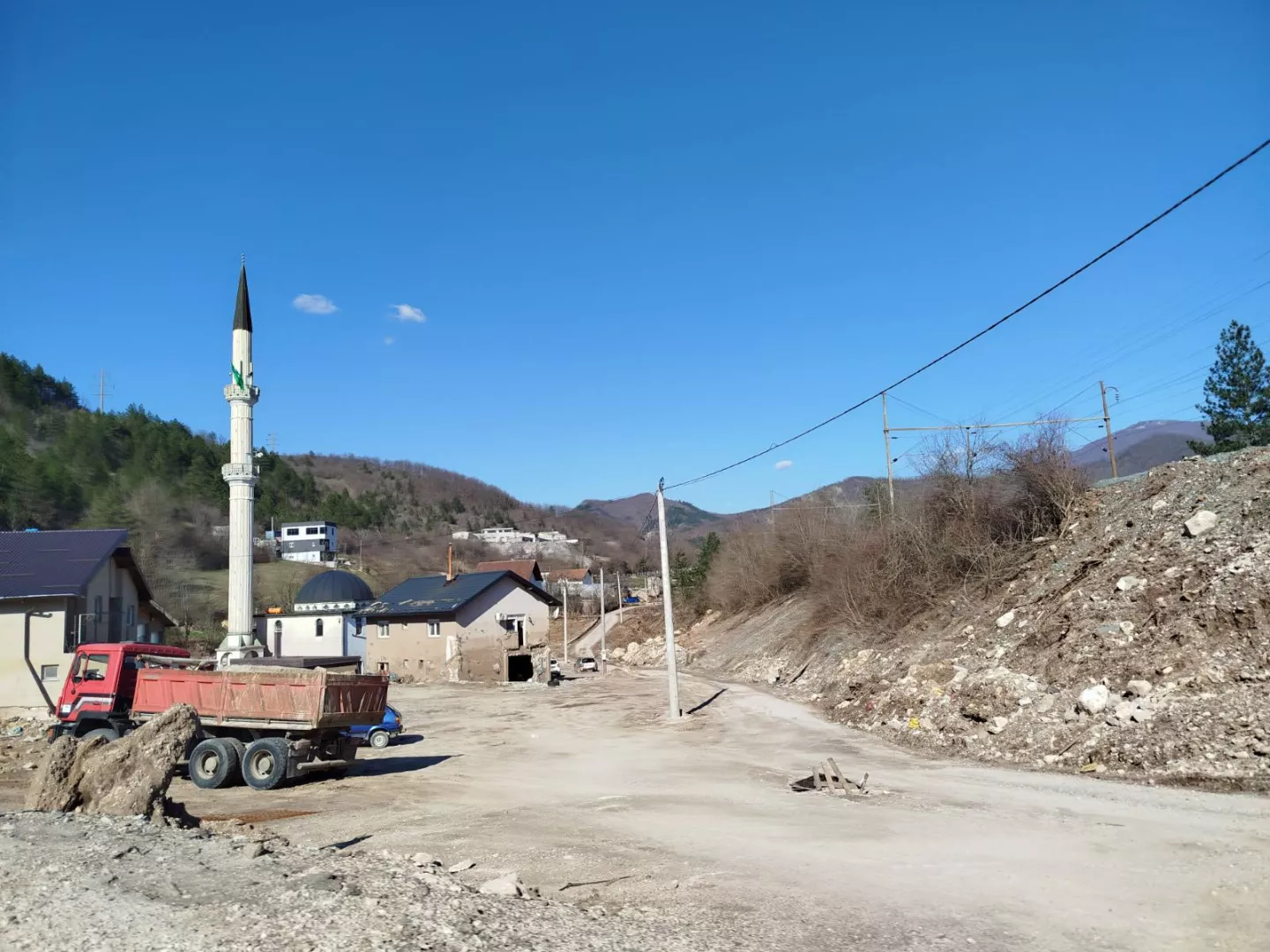 Jablanica ulaže više od 200.000 KM: Potpisani ugovori za sanaciju oštećene infrastrukture  