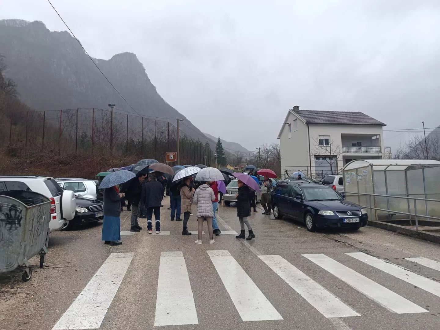 Mještani Doljana blokirali magistralnu cestu Jablanica - Posušje