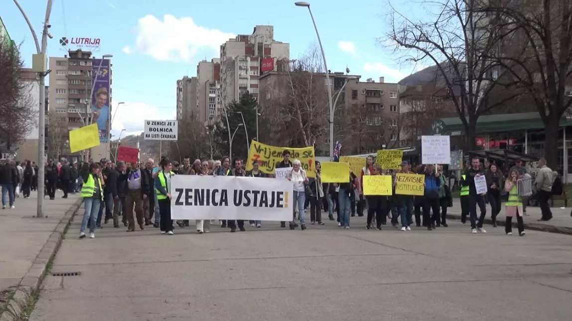 Protest “Zenica ustaje”:  Želimo prave institucije, koje će se boriti za građane