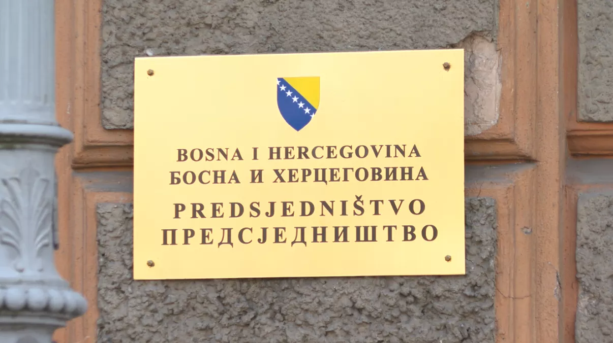 Sindikat dravnih službenika traži hitan sastanak sa Predsjedništvom BiH zbog budžeta