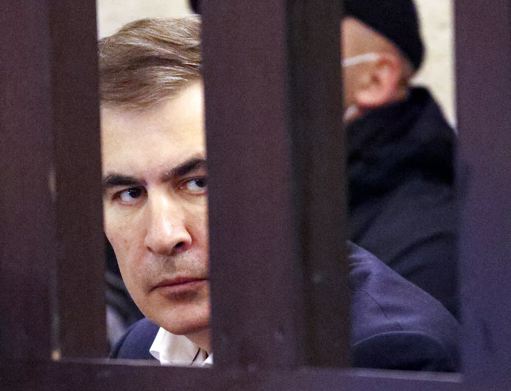 Saakashvili osuđen na još 4 i po godine zatvora 