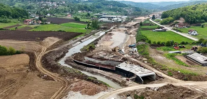 Veliki radovi kod Tešnja, izmjestit će rijeku da prođe autoput