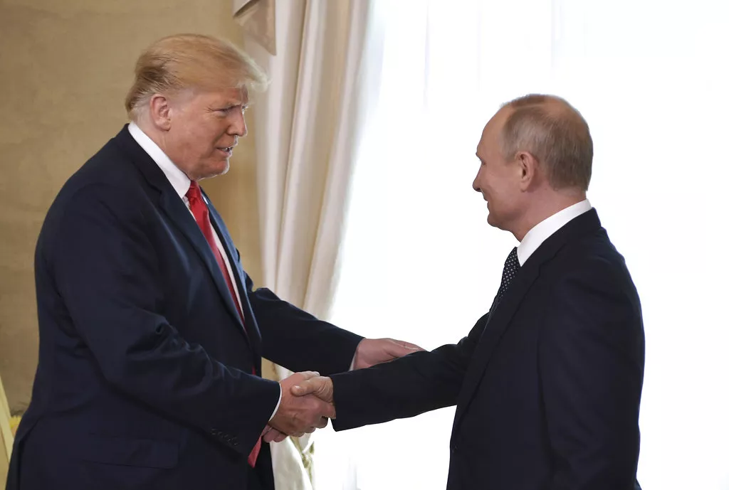 Trump i Putin tajno razgovaraju?