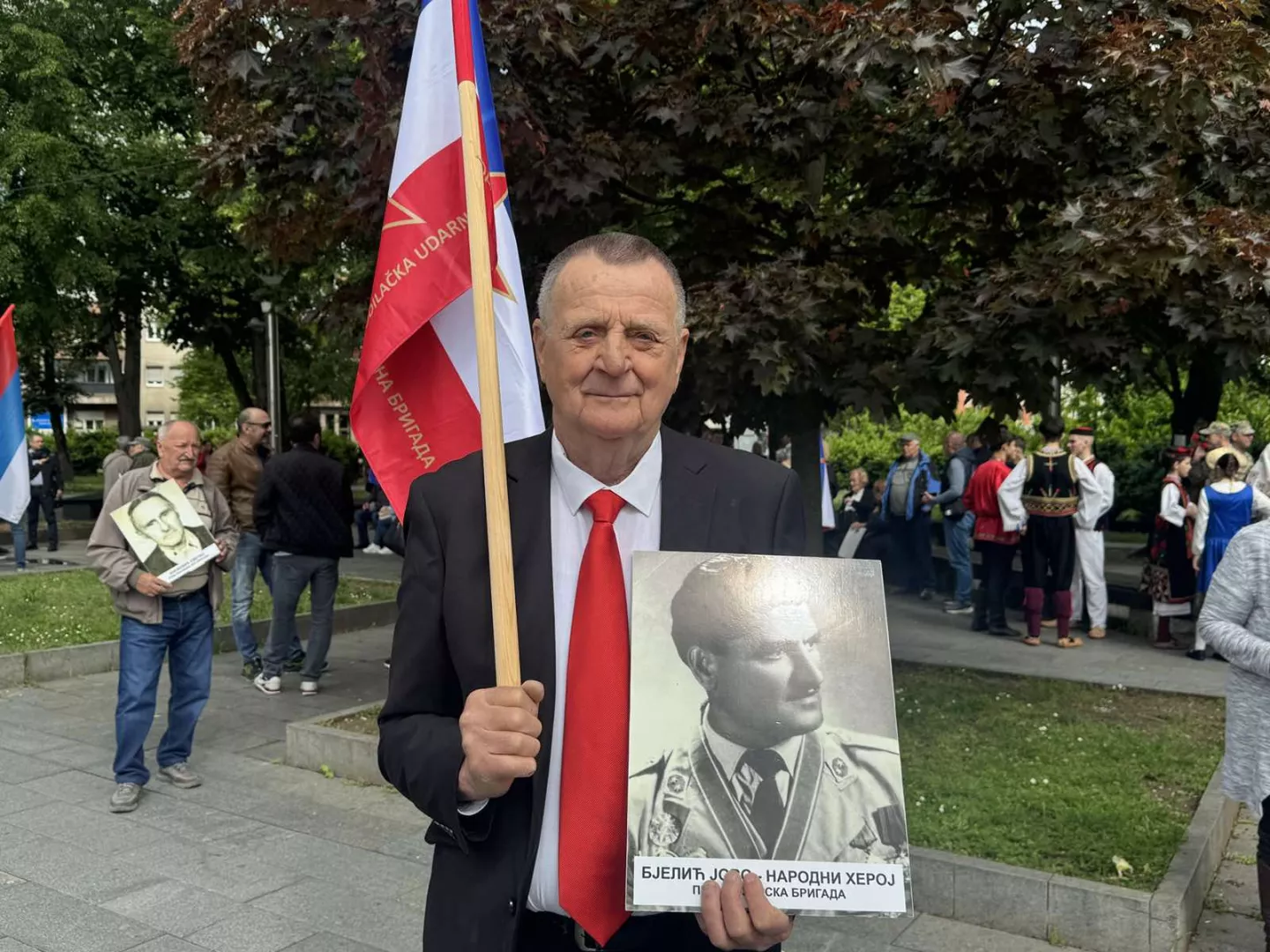 U Banjaluci marš "Besmrtnog puka" i svečana akademija povodom Dana pobjede nad fašizmom