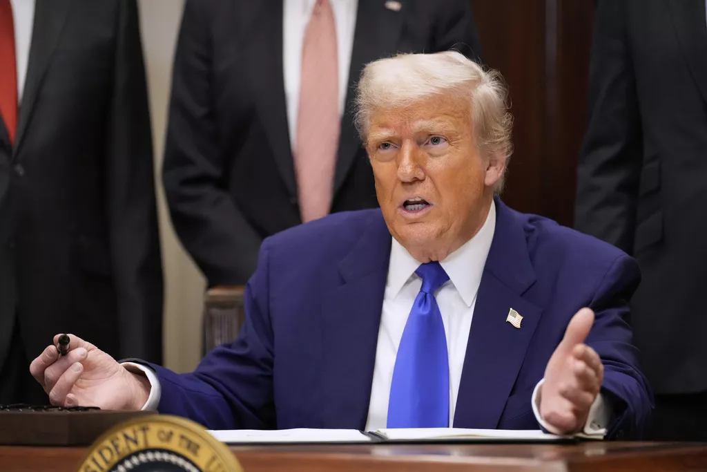 Trump: Želimo da Iran bude sretan i sjajan, ali ne mogu imati nuklearno oružje