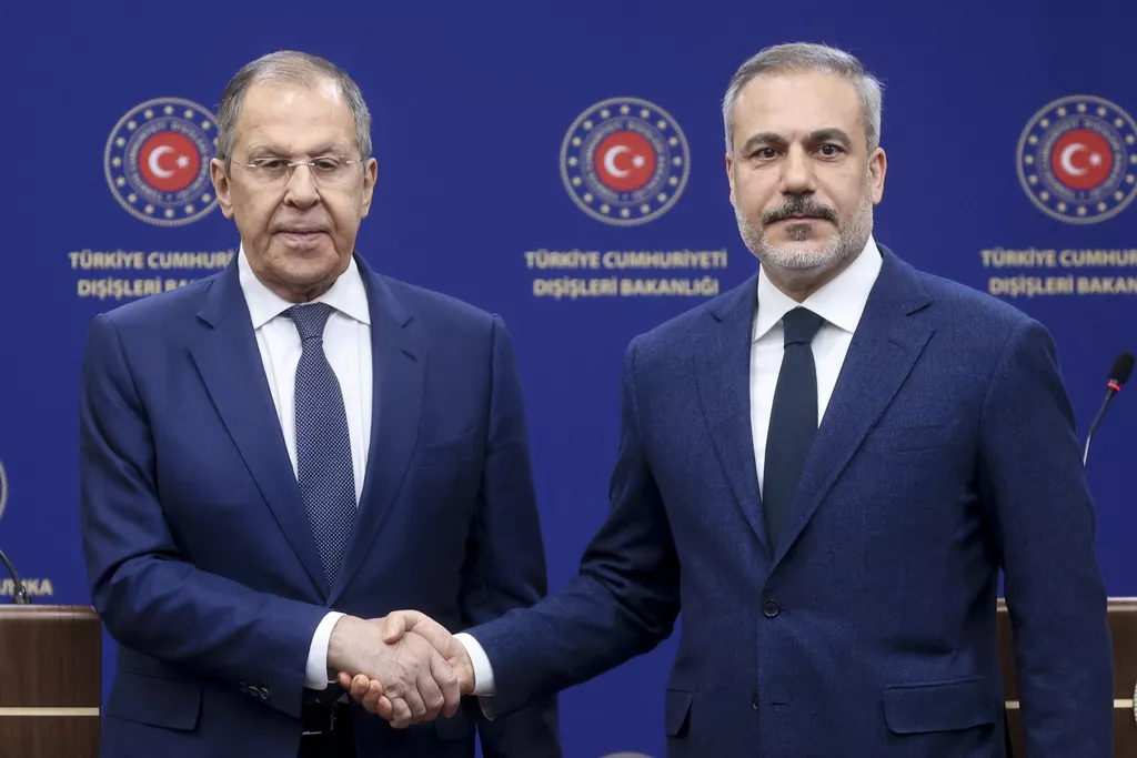 Uoči pregovra Rusije i Ukrajine, razgovarali Lavrov i Fidan