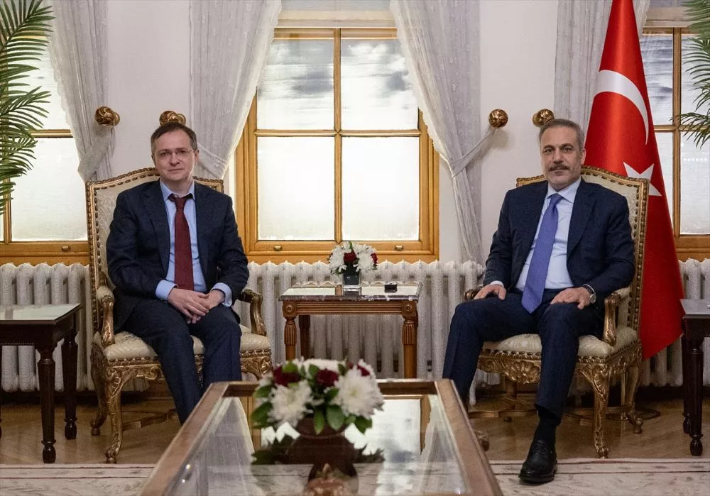 Fidan se sastao sa šefom ruske delegacije Medinskim