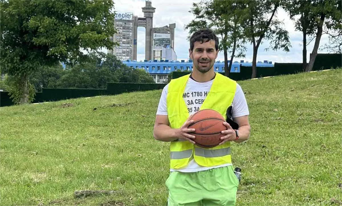 Humana misija mladog košarkaša: Aleksa Kresojević stigao u Beograd
