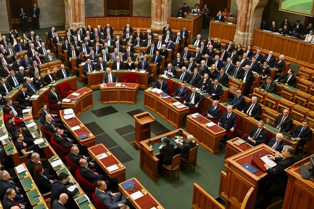 Mađarski parlament izglasao povlačenje iz Međunarodnog krivičnog suda