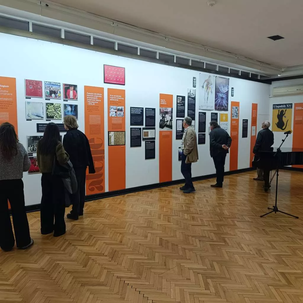 U Međunarodnoj galeriji portreta Tuzla otvorena izložba radova 'Retrospective 70'