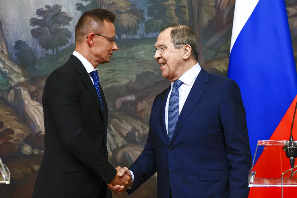 Szijjarto i Lavrov u telefonskom razgovoru pozdravili mirovne pregovore u Istanbulu