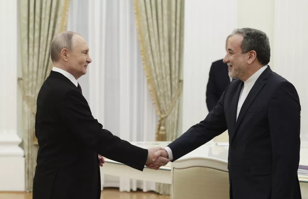 Kremlj: Putin je spreman pomoći u "rješavanju zastoja" između Irana i SAD