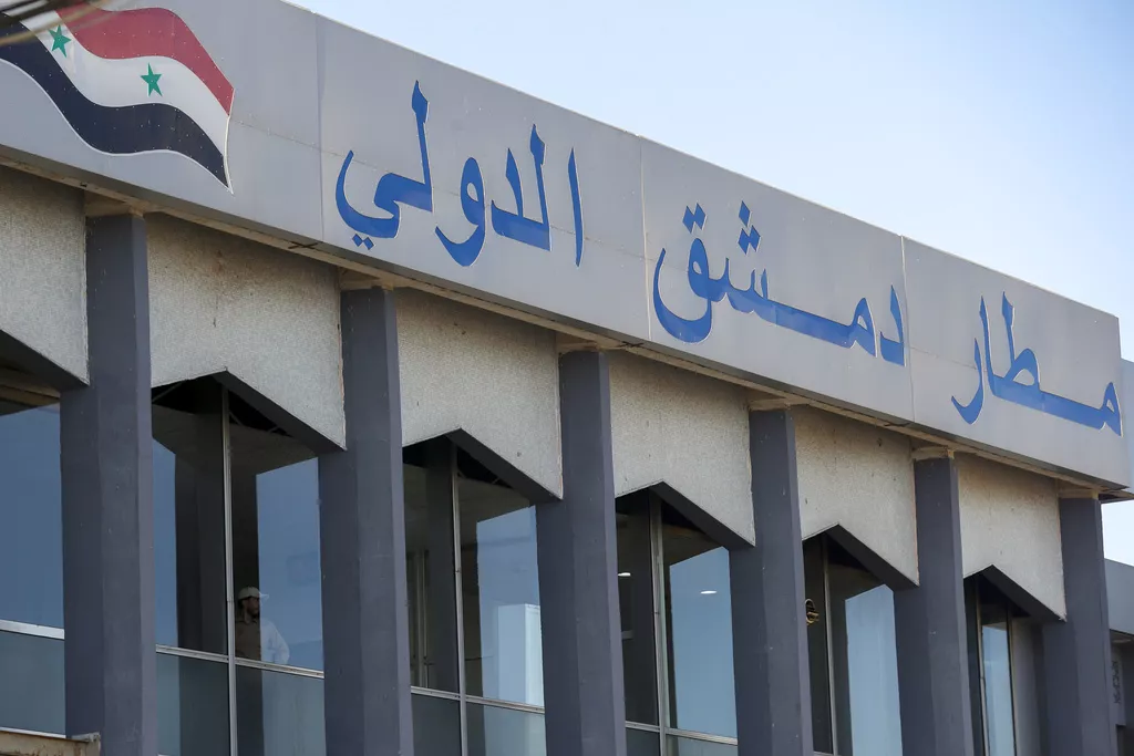 Prvi direktni avion iz Saudijske Arabije sletio u Siriju nakon 12 godina pauze