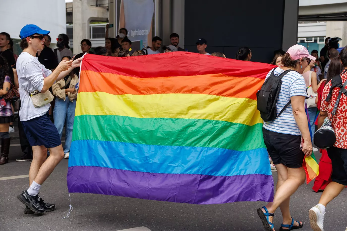 Zabranjeni LGBTQ simboli na zgradama državnih institucija Mađarske