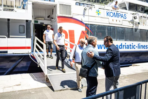 A special police task force (SEK) after the fatal knife attack Friday at the festival in Solingen, August 2024