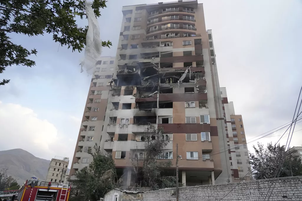 Izrael napao Iran, Teheran uzvratio