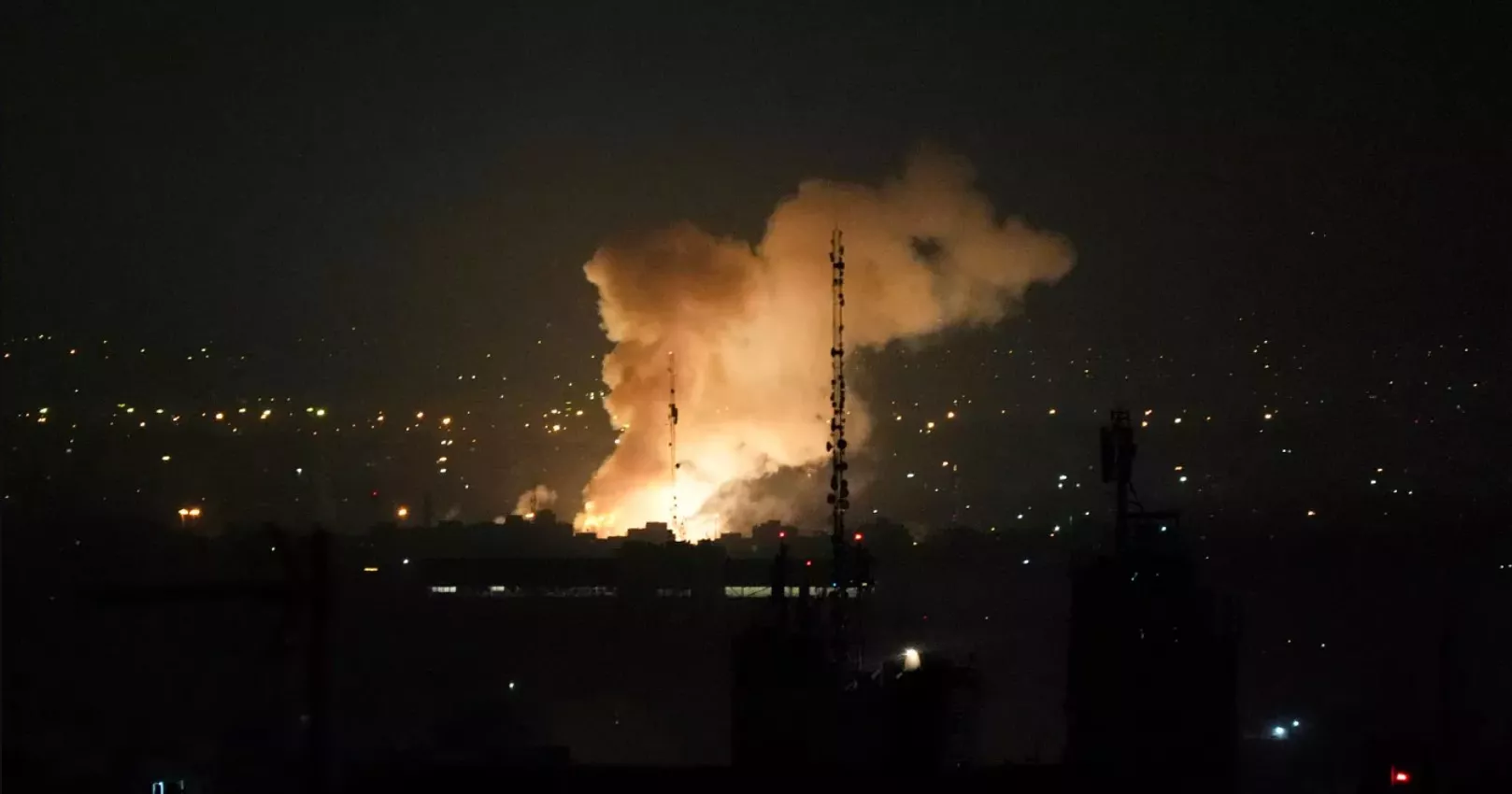 Dronovi, rakete ili nuklearne bombe: Kakvo oružje Iran ima da uzvrati Izraelu?