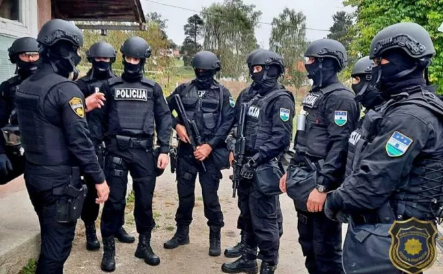 A special police task force (SEK) after the fatal knife attack Friday at the festival in Solingen, August 2024