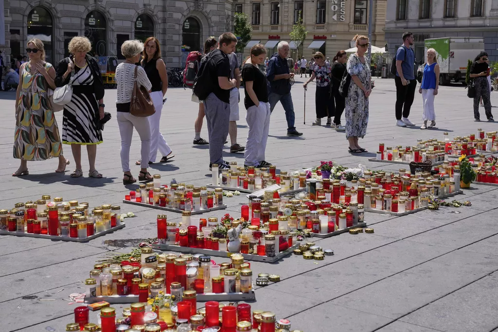 Austrijski napadač bio je opsjednut pucnjavama u školama, tvrdi policija