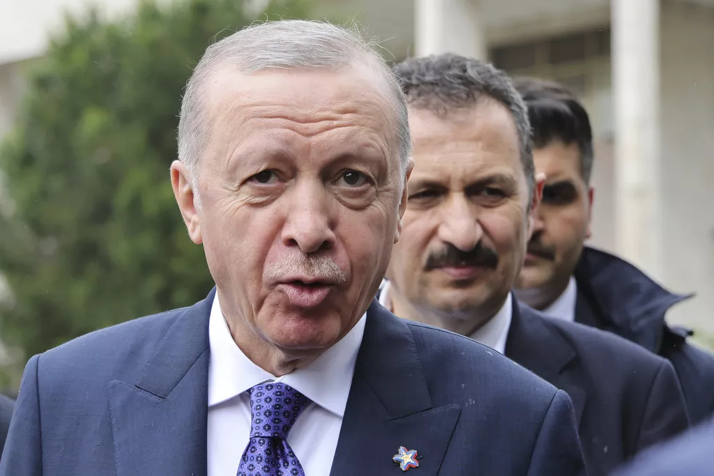 Erdogan: Iran ima legitimno pravo braniti se od izraelskog bombardiranja