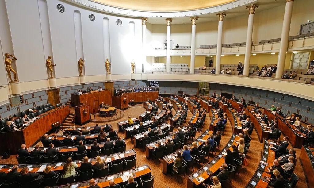Finski parlament odobrio povlačenje iz sporazuma o zabrani nagaznih mina