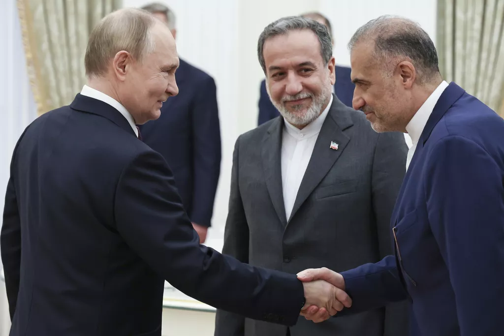 Putin: Napadi na Iran su agresija bez opravdanja