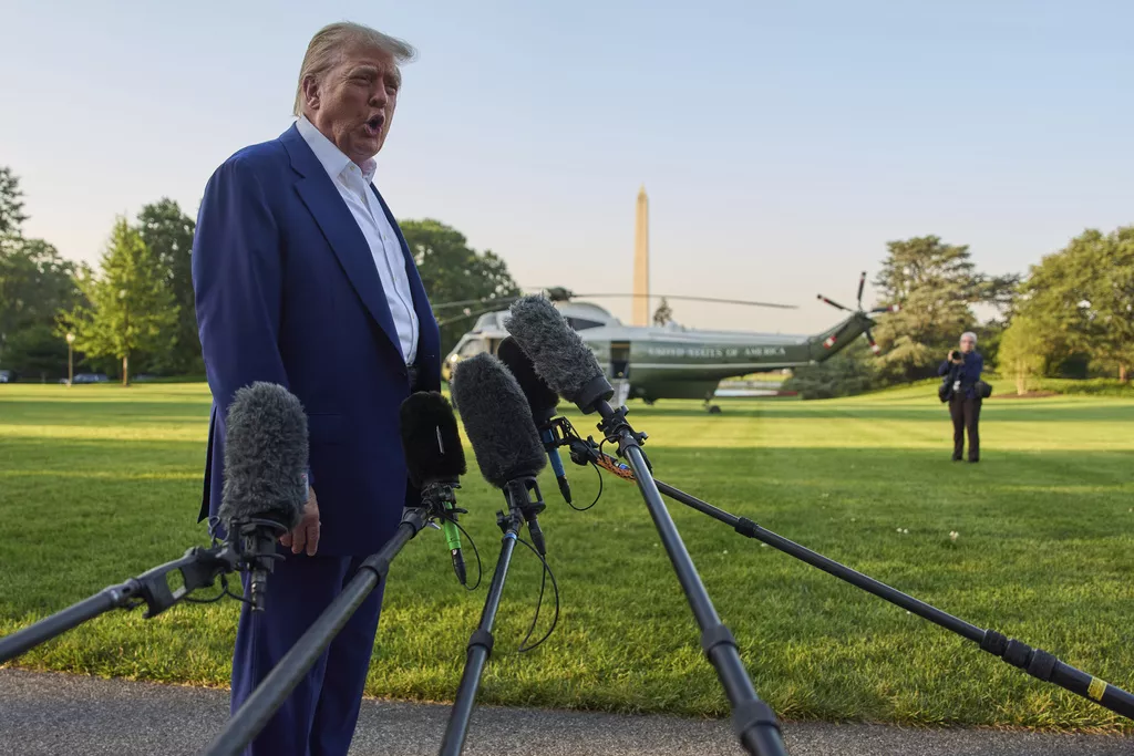 Trump sada tvrdi da ne želi promjenu režima u Iranu