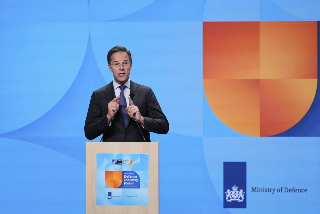Rutte Trumpu: Svi saveznici pristali su da na odbranu daju pet posto BPD-a