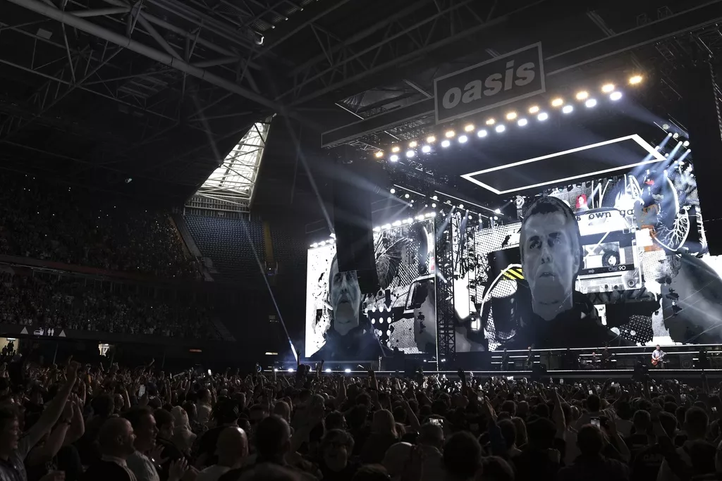 Kultni muzički sastav Oasis održao koncert nakon 16 godina
