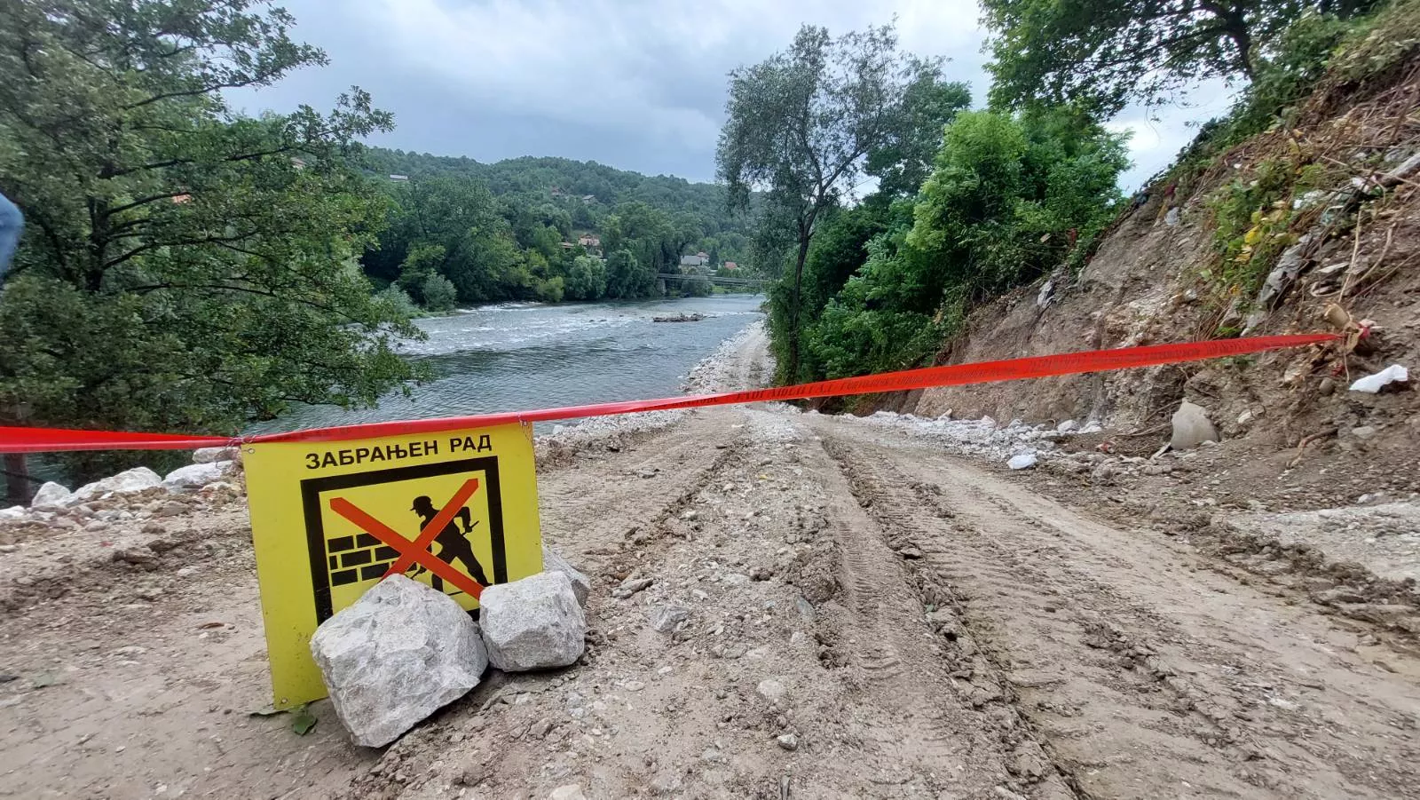 Centar za životnu sredinu: Nelegalni radovi prijete Vrbasu, prirodi i građanima