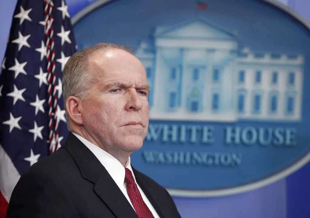 FBI pokreće istragu protiv bivših direktora FBI i CIA