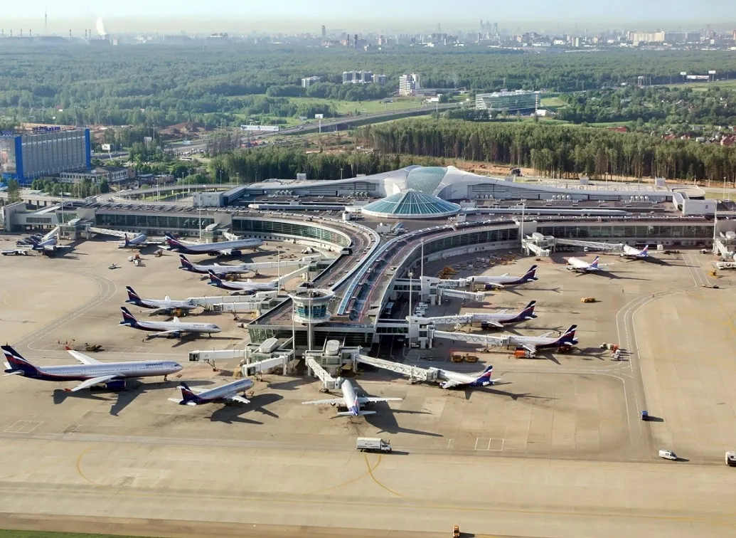 Kolaps na moskovskim aerodromima: Dronovi se sručili na rusku metropolu