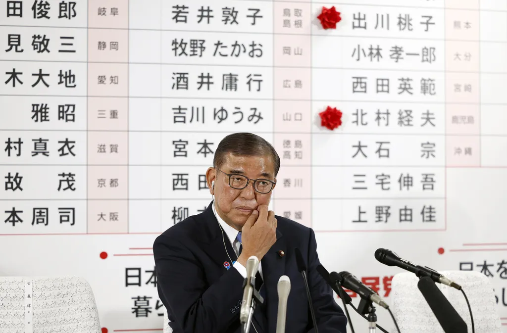 Japanski premijer negira da je razgovarao o ostavci nakon izbora