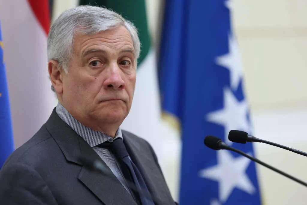 Tajani: Italija još nije spremna priznati državu Palestinu