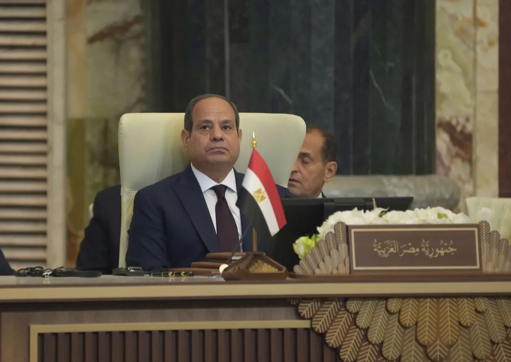 Al-Sisi pozvao Trumpa da učini sve na okončanju rata u Gazi