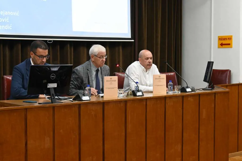 Masovno iseljavanje i starenje stanovništva prijete budućnosti BiH