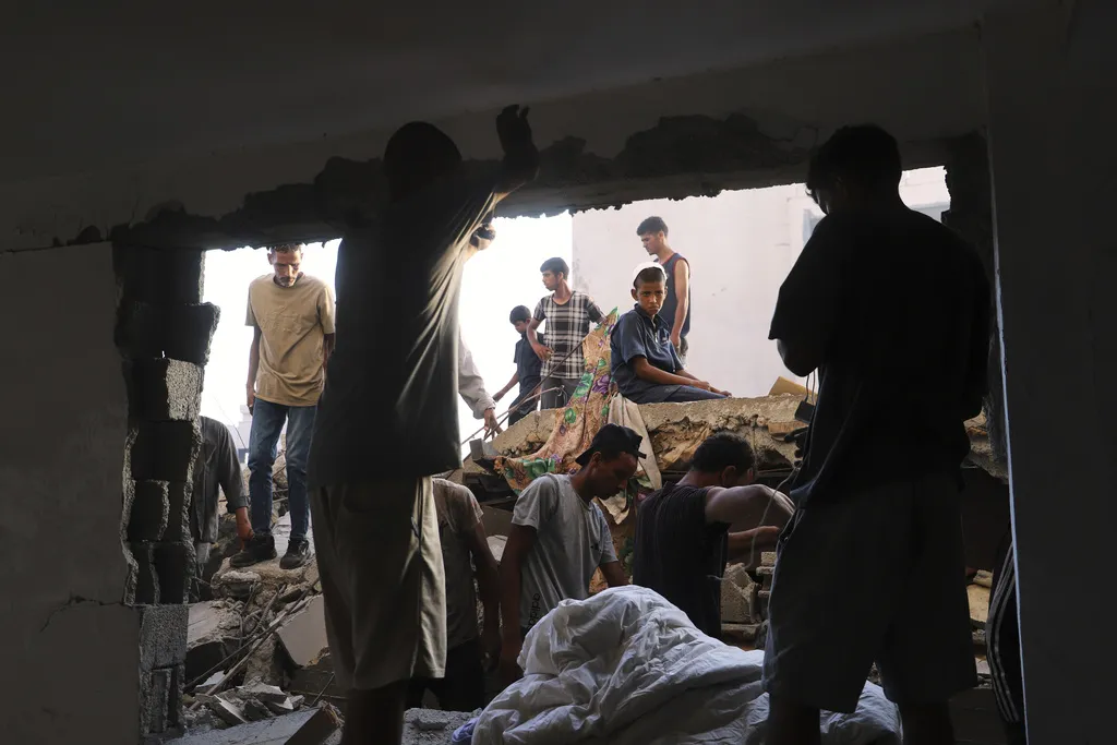 U izraelskim napadima ubijeno najmanje 30 Palestinaca