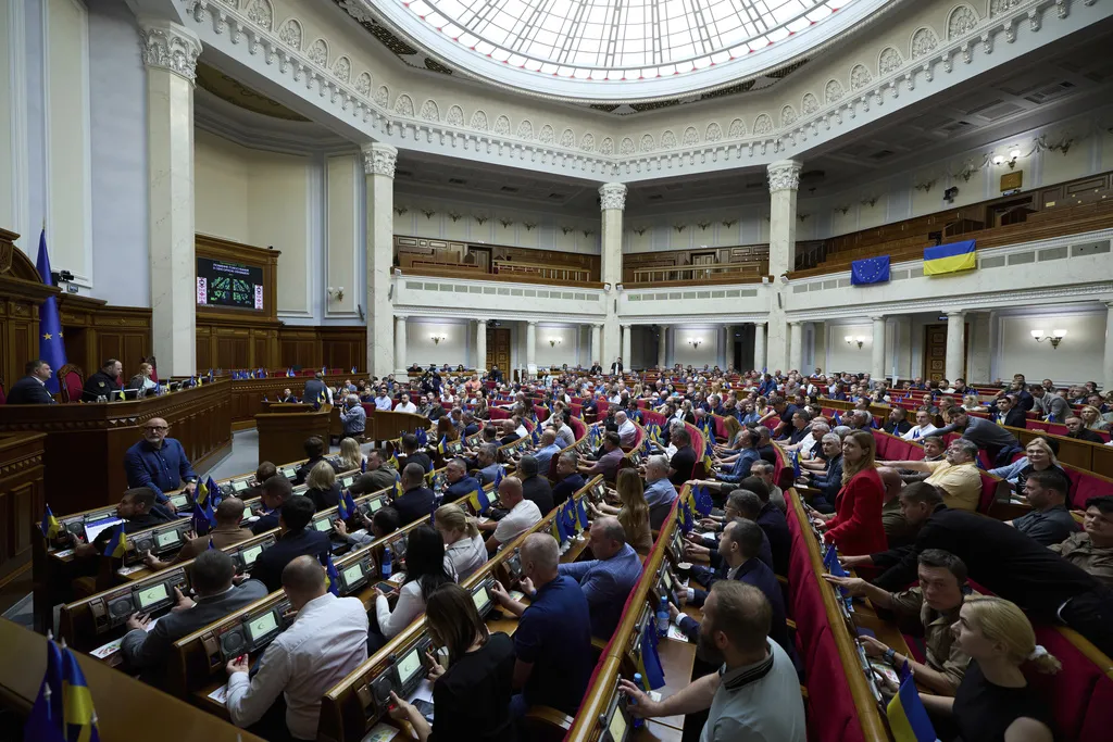 Ukrajinski parlament odobrio zakon o vraćanju nezavisnosti agencija za borbu protiv korupcije