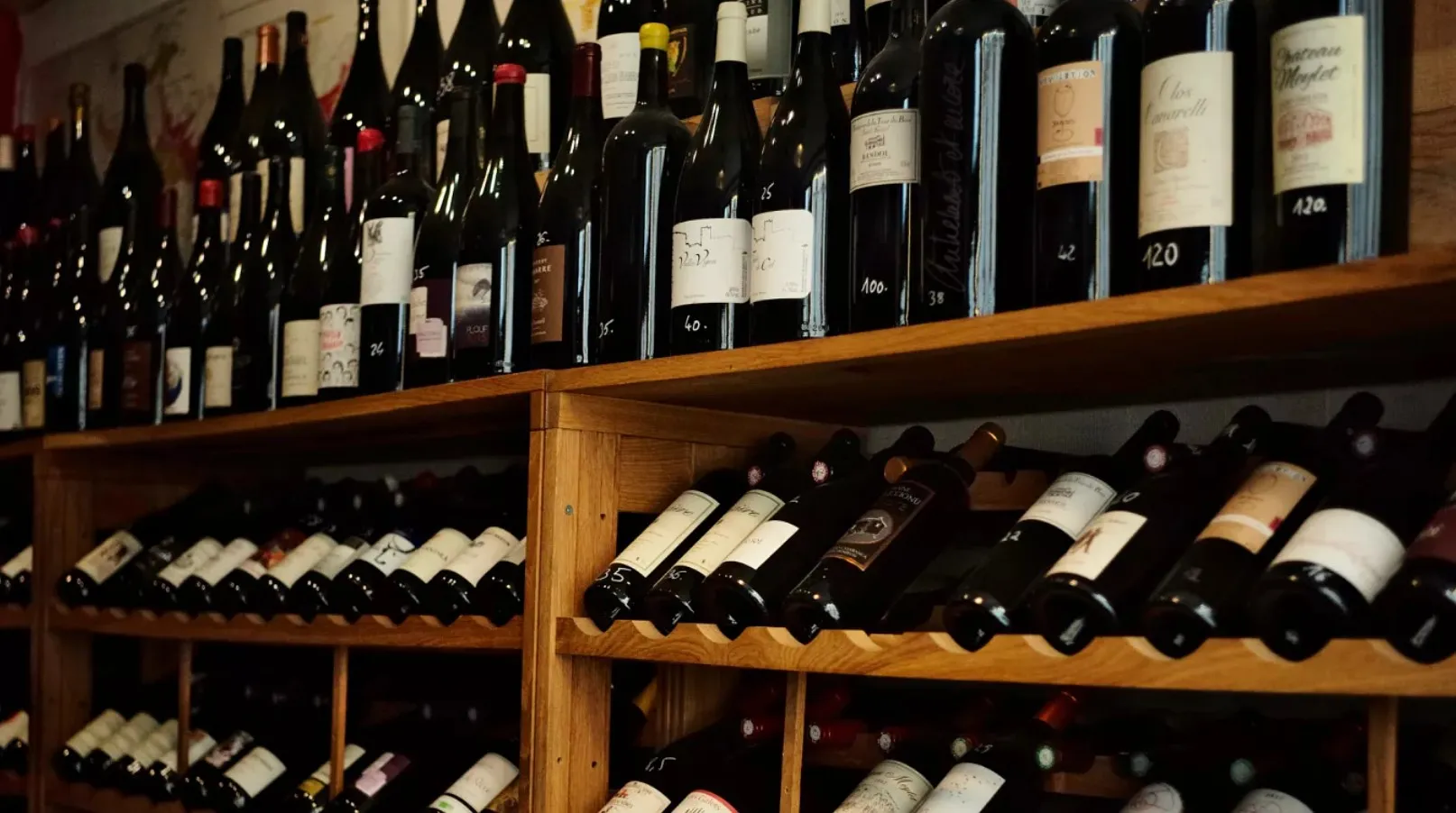 Hoće li vino i žestoka pića biti pogođeni američkim carinama sutra? Čak ni EU ne zna