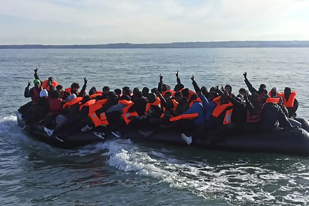 Rekordnih 25.000 neregularnih prelazaka migranata u Velikoj Britaniji