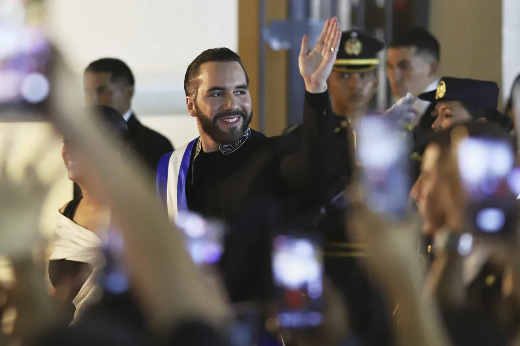 El Salvador odobrio neograničeni predsjednički reizbor