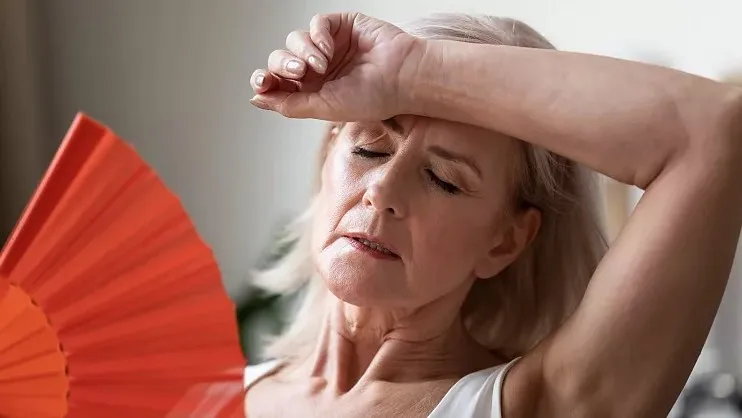Perimenopauza: Koji su simptomi i zašto žene to nazivaju "pubertetom pume"?