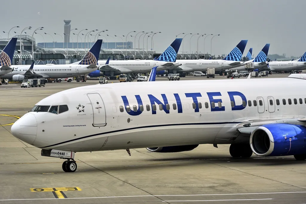 Tehnički kvar prisilio United Airlines da prizemlji sve letove