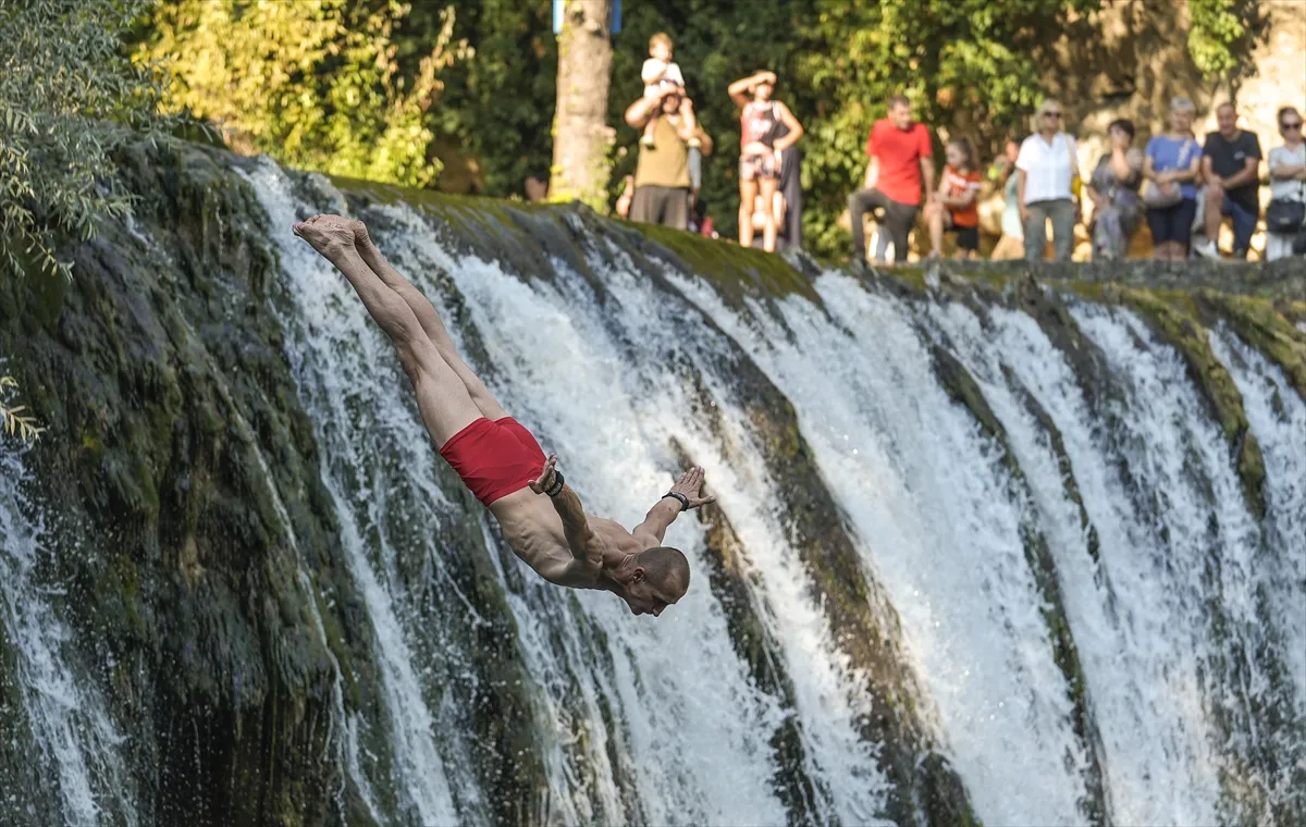 Vodopad u Jajcu bio pozornica najboljim skakačima u regiji