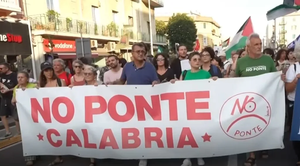 Protest zbog mosta na Siciliji koji bi povezao ostrvo sa italijanskim kopnom
