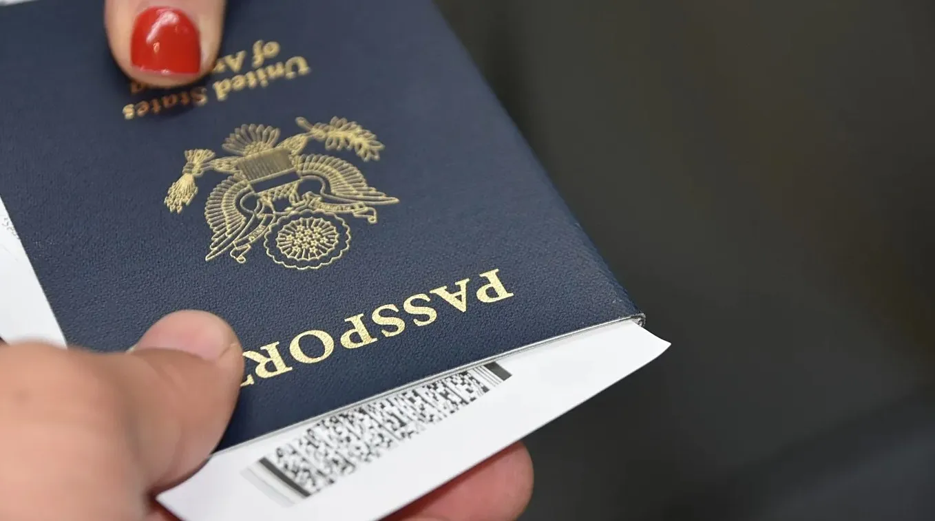 Novi sistem ulaska/izlaska EU: Šta putnici iz Velike Britanije trebaju znati o vizama, osiguranju i kašnjenjima