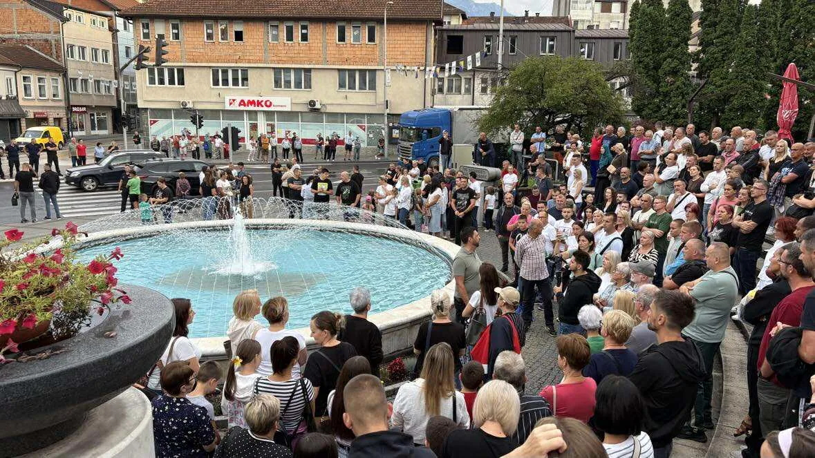 Protest u Konjicu zbog učestalih nesreća: Građani blokirali raskrsnicu
