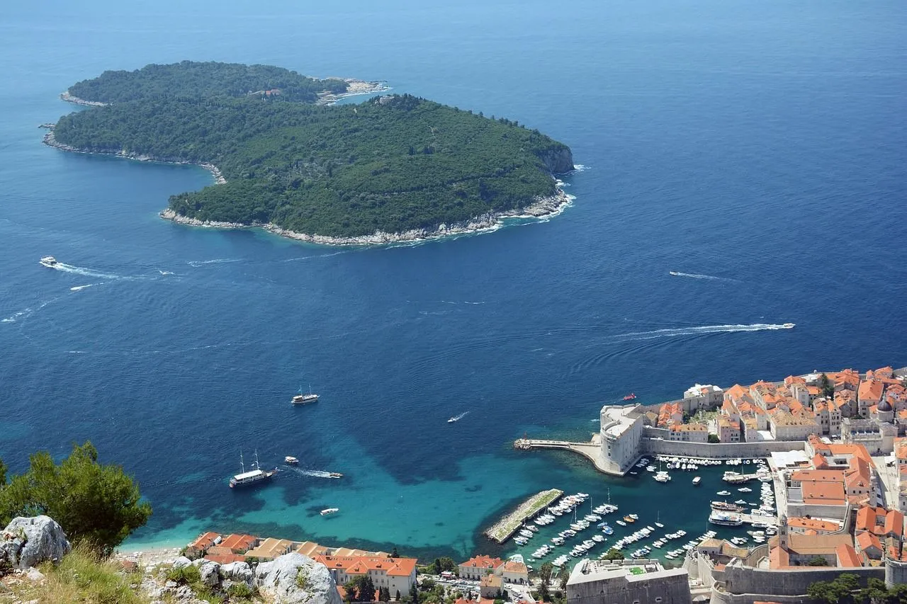 Hrvatski otok Lokrum: Raj sa mračnim prokletstvom