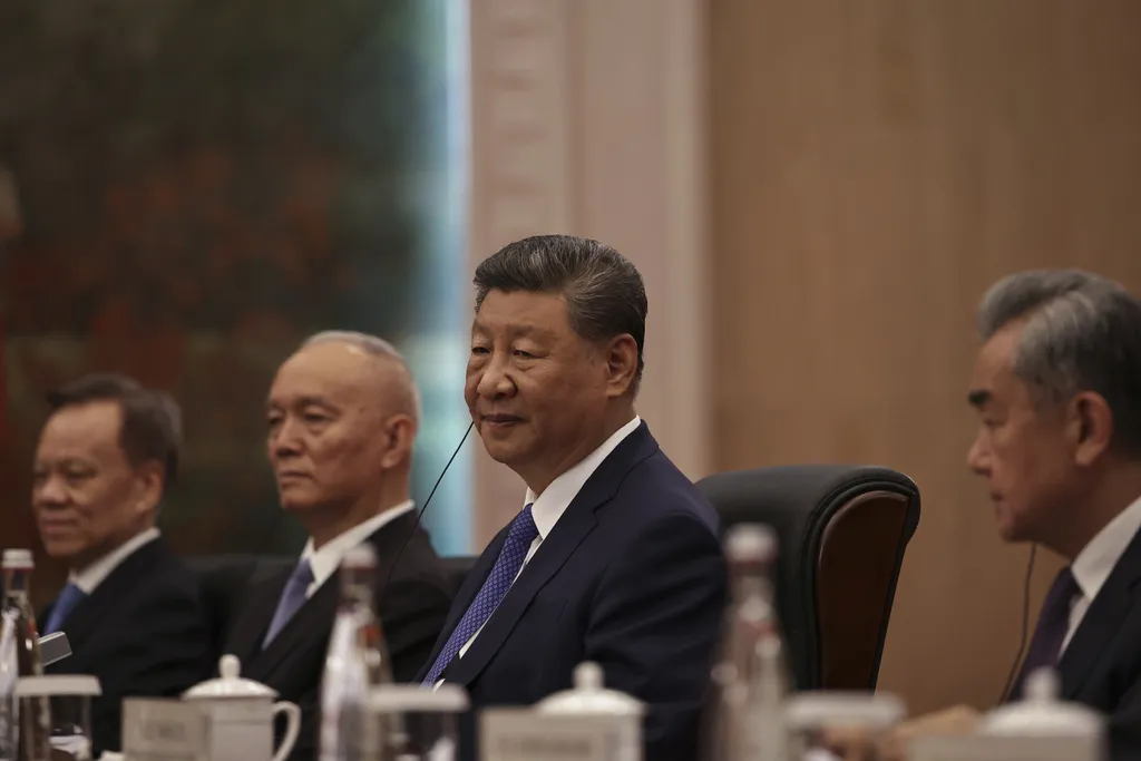 Modi i Xi dogovorili obnavljanje direktnih letova između Indije i Kine