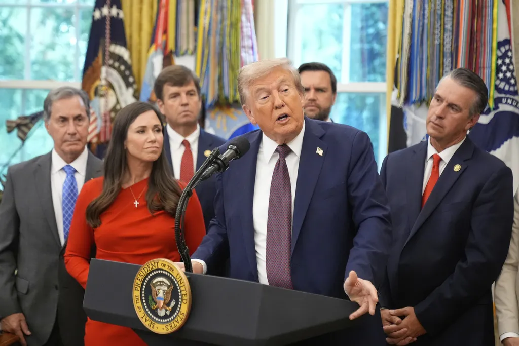 Trump najavio preseljenje sjedišta Svemirske komande iz Colorada u Alabamu